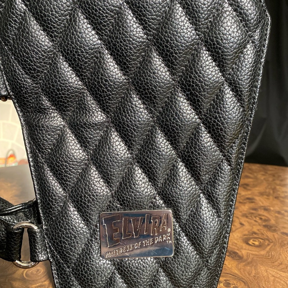 Lux de Ville Black Quilted Coffin Crossbody with Silver Skull Accent - Picture 3 of 5